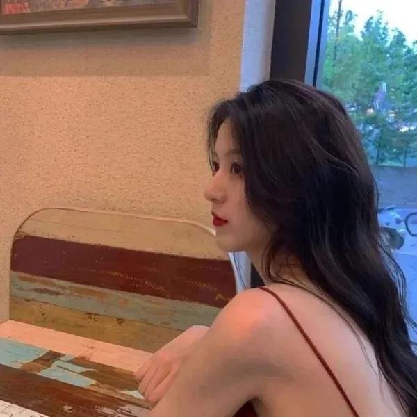 行尸村里走